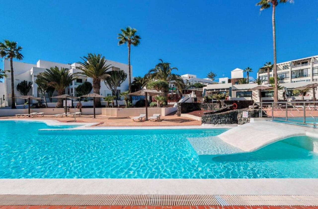 Al Sole Studios Residence Playa Roca Коста Тегисе Екстериор снимка