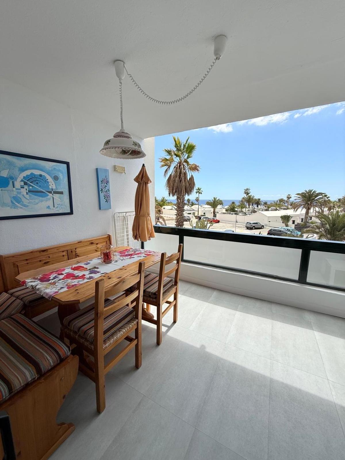 Al Sole Studios Residence Playa Roca Коста Тегисе Екстериор снимка